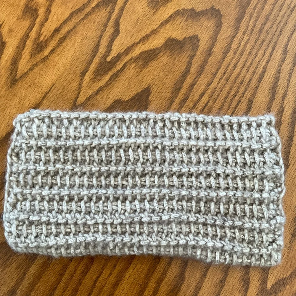 N/A owl knit